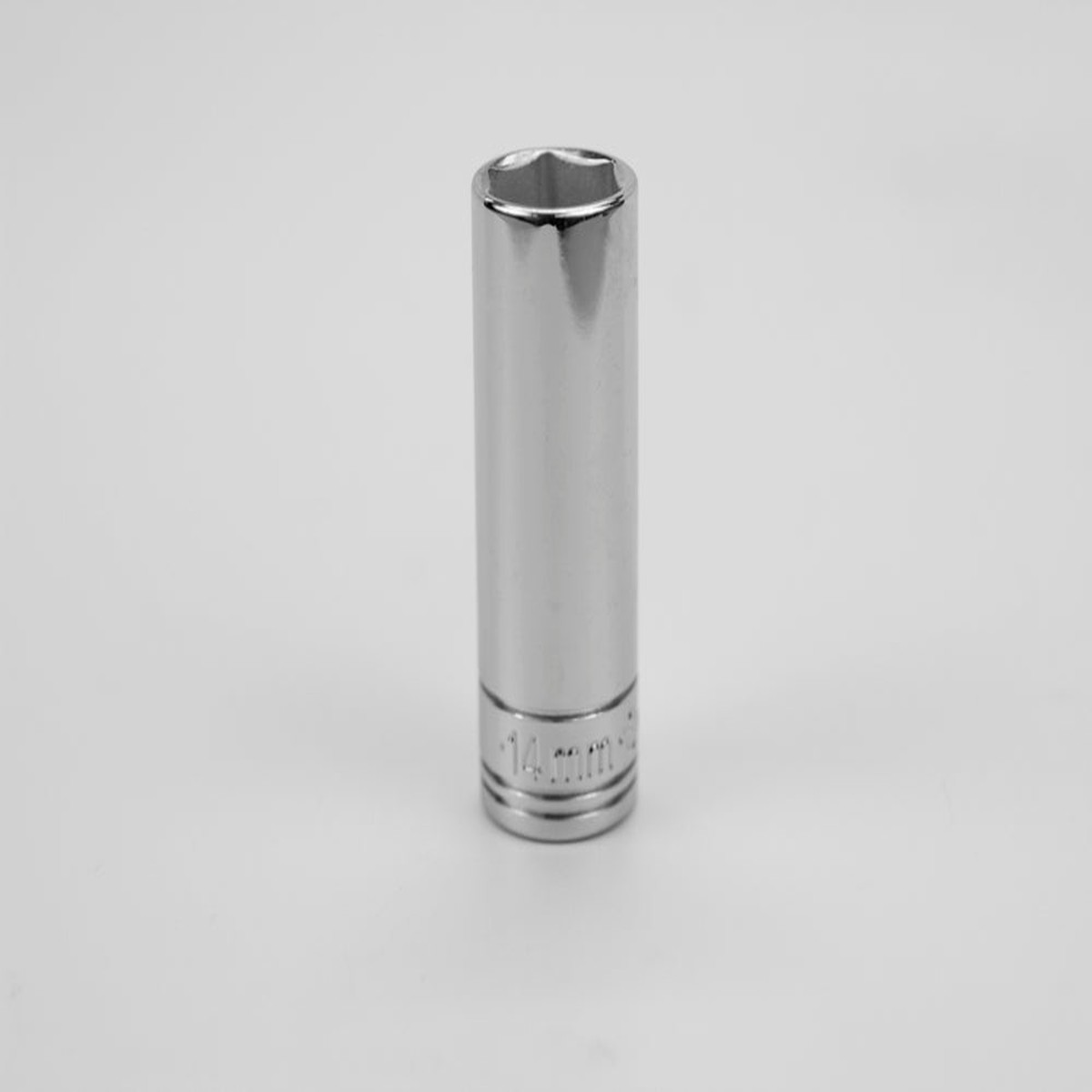 14 mm 14 Drive 6 Point Metric Deep Chrome Socket